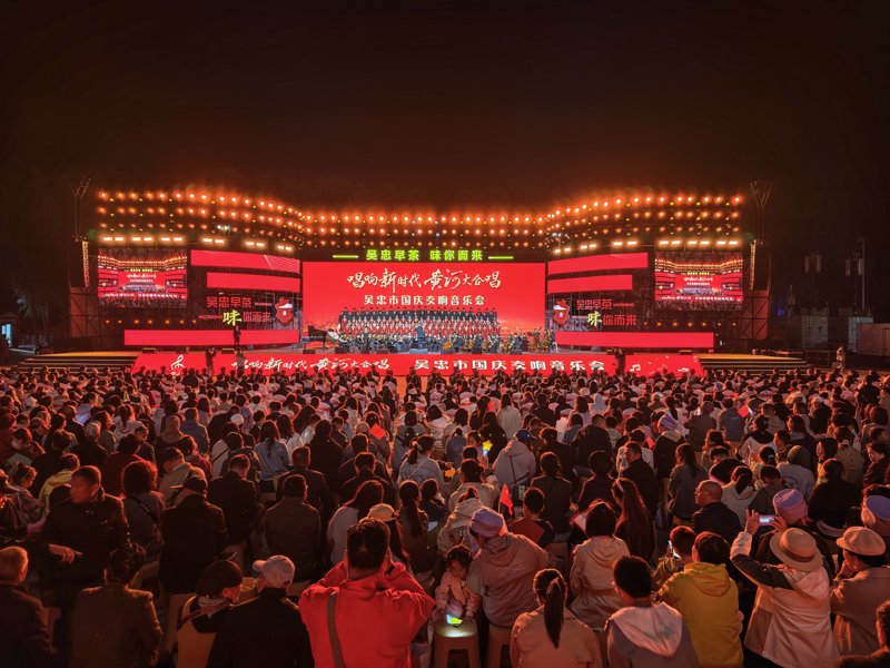 企业年金是什么意思?这个问题或许让不少初入职场的小伙伴感到困惑。今天我们就一起揭开它的神秘面纱。